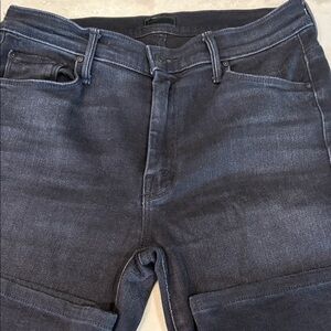 MOTHER, The Weekender